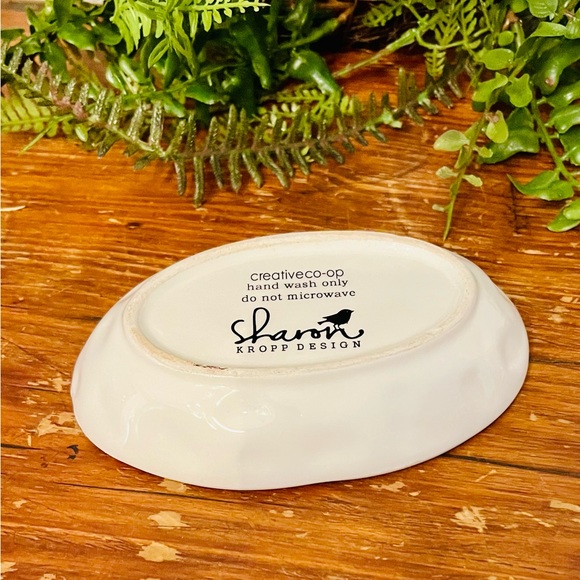 Sweet LOVE Trinket Soap Dish - Picture 4 of 5